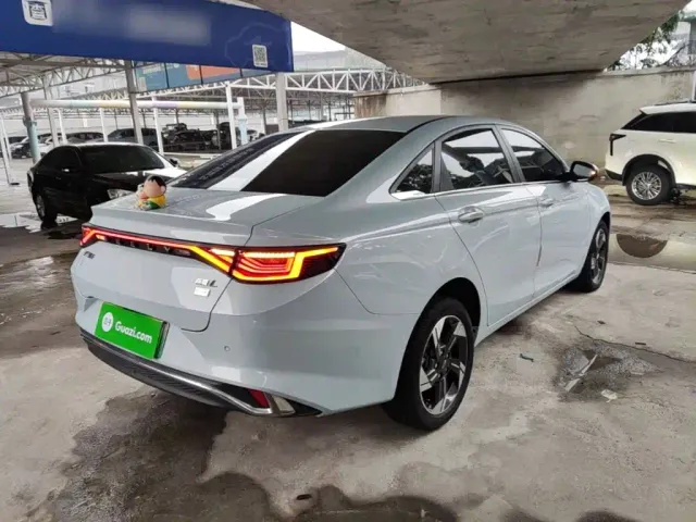 Geely Emgrand L — Фото автомобиля 6