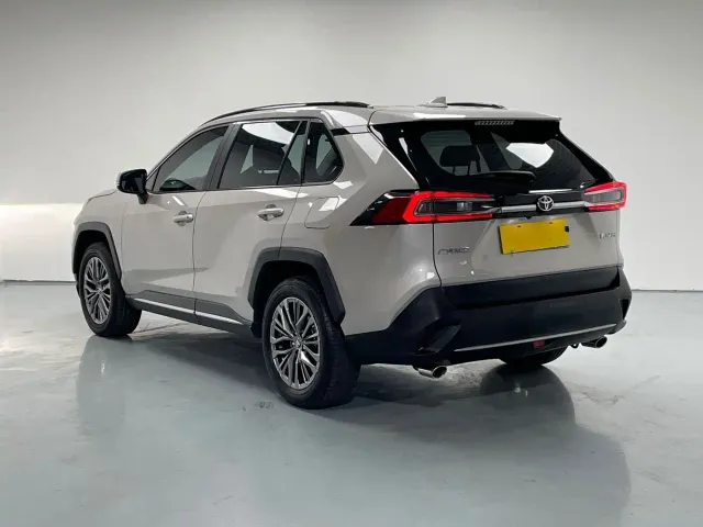 Toyota Wildlander — Фото автомобиля 5