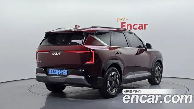 Kia EV5 — Фото автомобиля 2