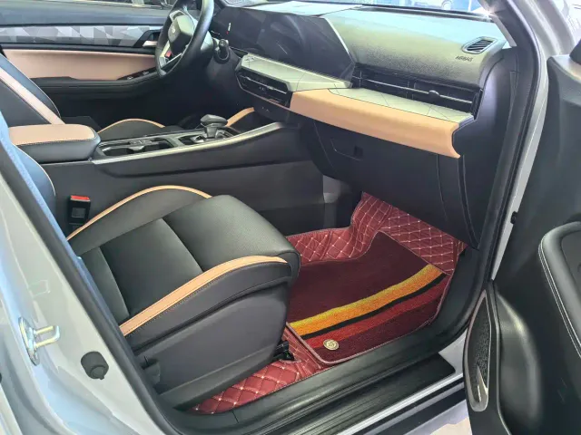 Geely Haoyue PRO — Фото автомобиля 10