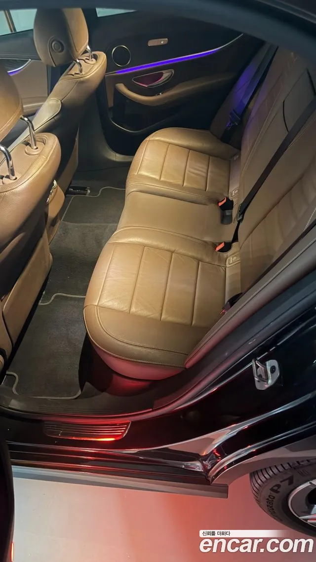 Mercedes-Benz E-Class W213 — Фото автомобиля 10