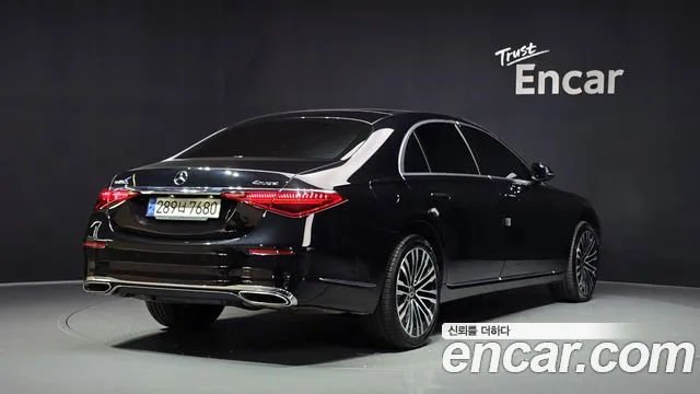Mercedes-Benz S-Class — Фото автомобиля 2