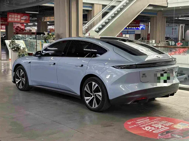 Nio ET5 — Фото автомобиля 3