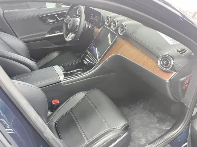 Mercedes-Benz C-Class — Фото автомобиля 12