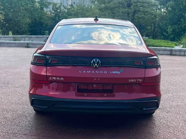 Volkswagen Lamando — Фото автомобиля 5