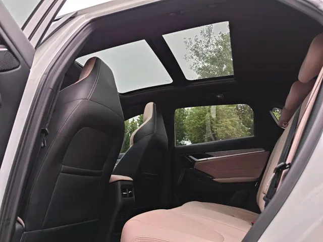 JAC Motors JAC QX PHEV — Фото автомобиля 13