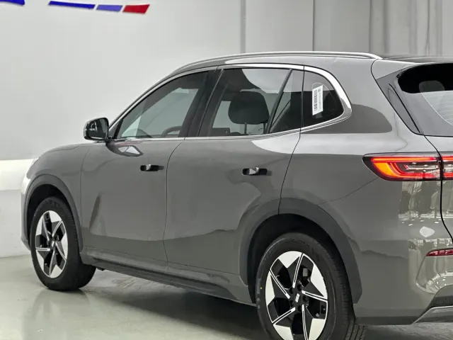 Geely Galaxy E5 — Фото автомобиля 13