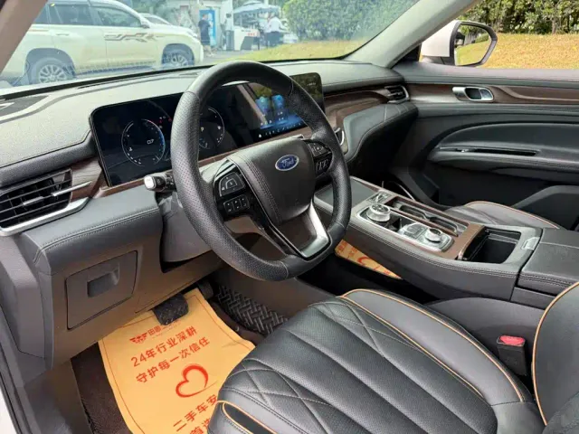 Ford Territory — Фото автомобиля 7