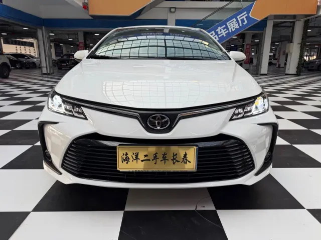 Toyota Corolla — Фото автомобиля 2