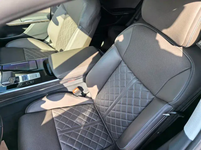 Audi A8 — Фото автомобиля 8