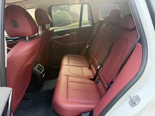 BMW X3 — Фото автомобиля 11