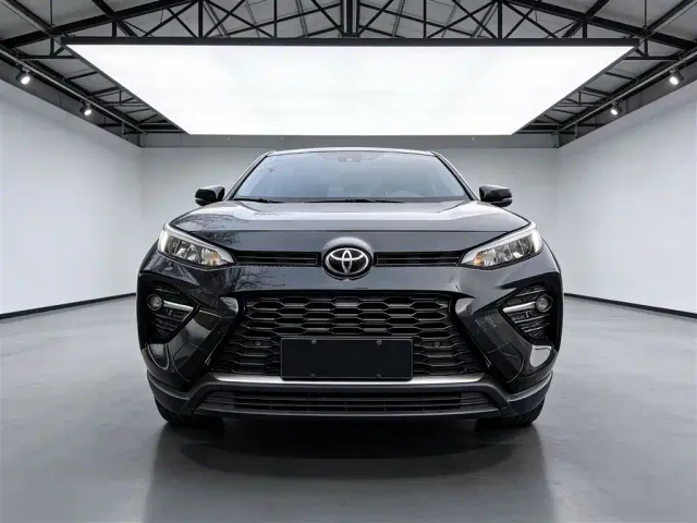 Toyota Wildlander — Фото автомобиля 12