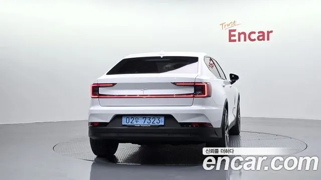 Polestar Polestar 2 — Фото автомобиля 4