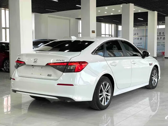 Honda Civic — Фото автомобиля 15