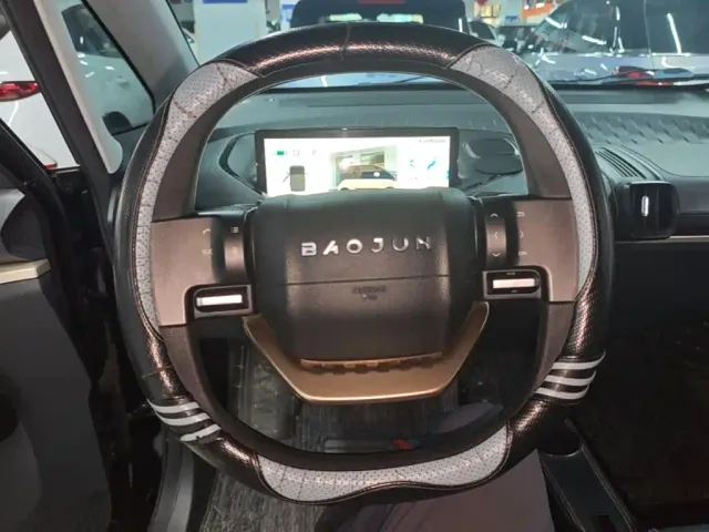 Baojun KiWi EV — Фото автомобиля 10