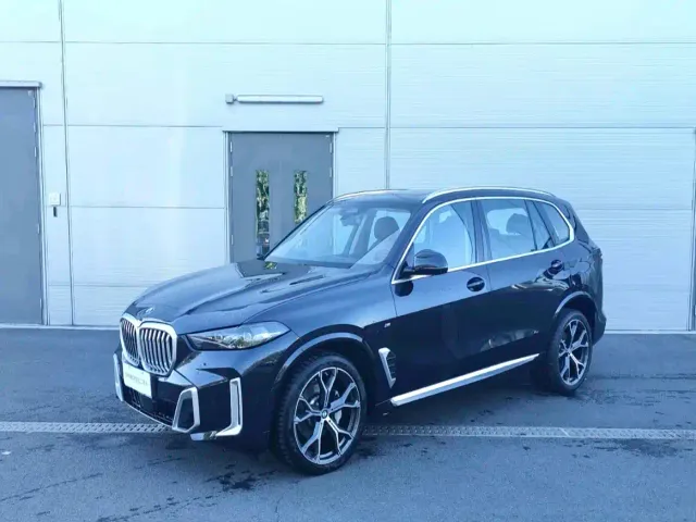 Фотография автомобиля — BMW X5
