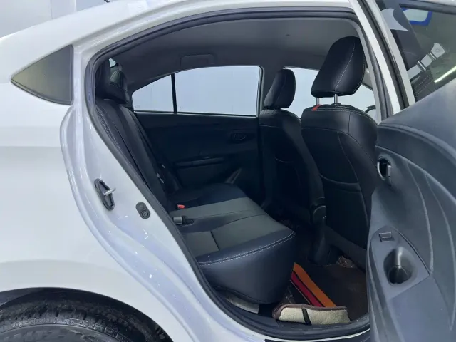 Toyota Vios — Фото автомобиля 18