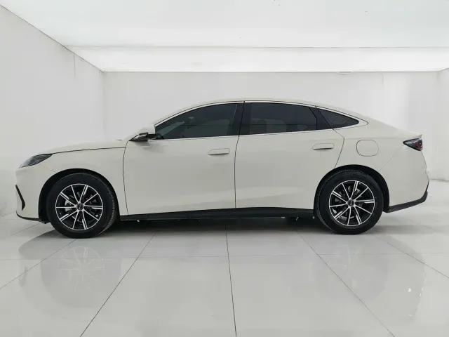 BYD Seal 06 — Фото автомобиля 22