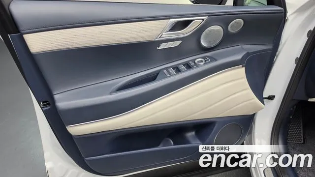 Genesis GV80 — Фото автомобиля 13