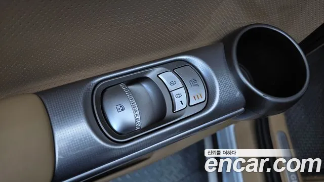 Genesis GV60 — Фото автомобиля 28