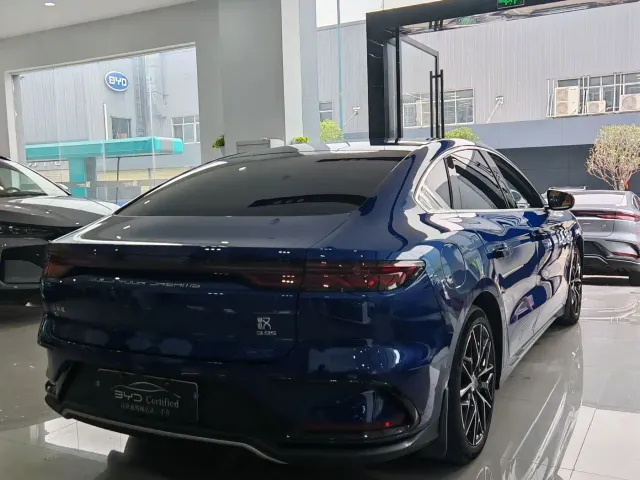 BYD Han — Фото автомобиля 3