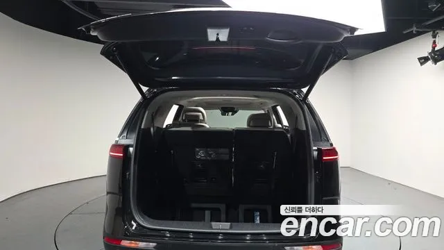 Kia Canival Carnival 4 поколение Бензин 7 мест Signature — Фото автомобиля 13