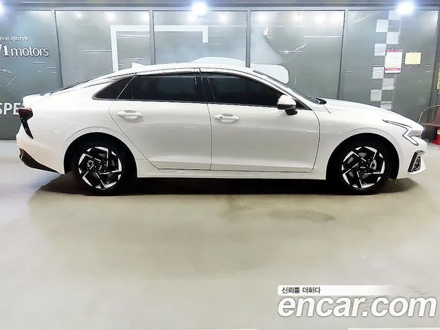 Kia K5 Новый K5 3 поколение 2.0 LPi(Для проката) — Фото автомобиля 20