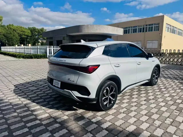 BYD Yuan PLUS — Фото автомобиля 4