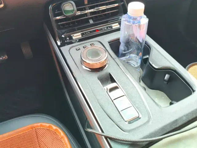 Wuling Starlight — Фото автомобиля 16