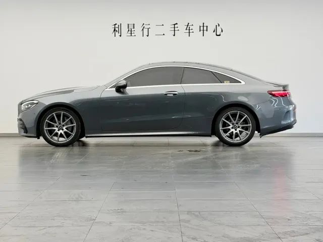 Mercedes-Benz E-Class — Фото автомобиля 8