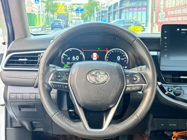 Toyota Camry — Фото автомобиля 15