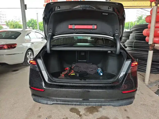 Honda Accord — Фото автомобиля 18