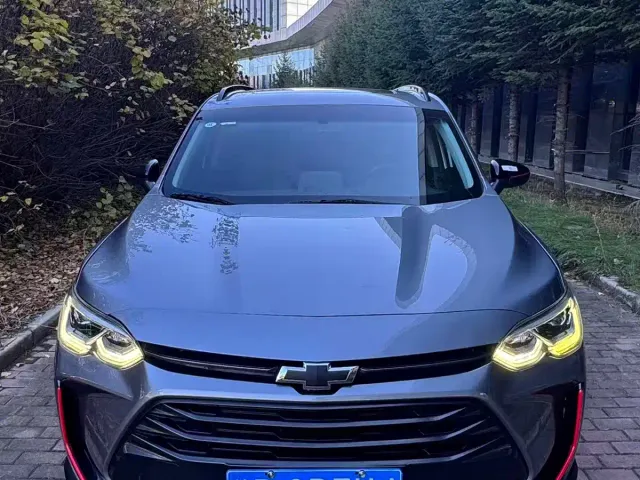 Chevrolet Orlando — Фото автомобиля 2