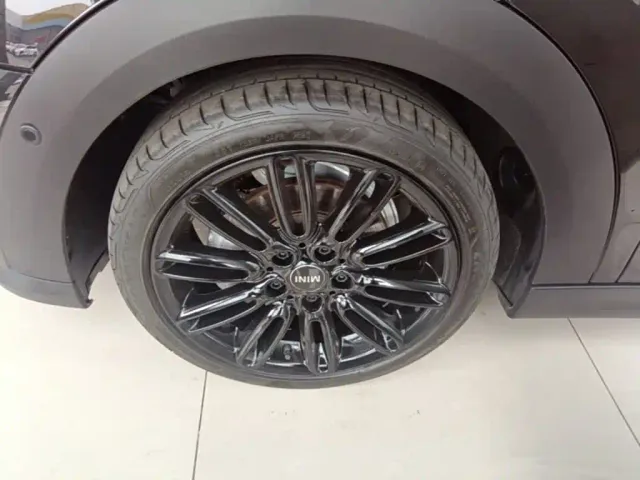 MINI Hatch — Фото автомобиля 22