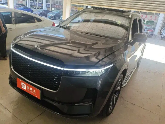 Фотография автомобиля — Li Auto ONE