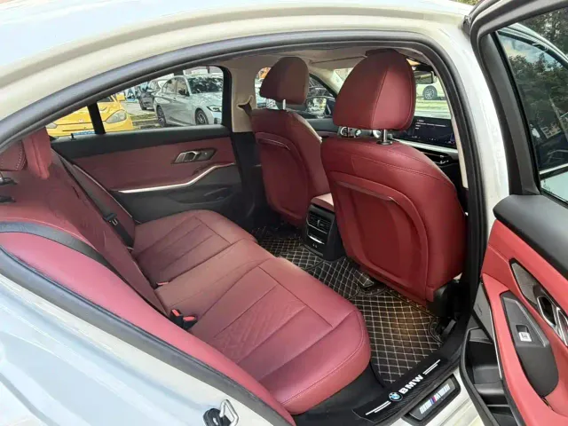 BMW 3 Series — Фото автомобиля 8