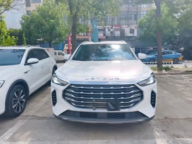 Jetour X70 Plus — Фото автомобиля 2