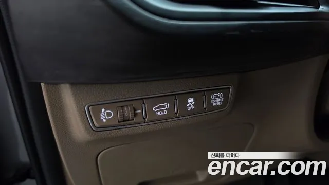 Kia K8 K8 Hybrid — Фото автомобиля 22