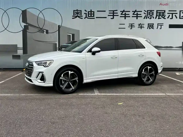Audi Q3 — Фото автомобиля 2