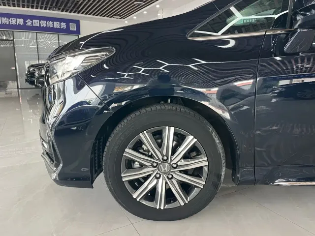 Honda Odyssey — Фото автомобиля 13