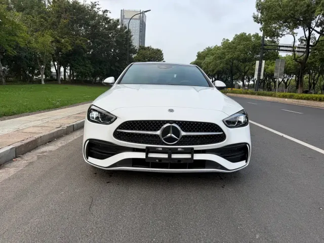 Mercedes-Benz C-Class — Фото автомобиля 2
