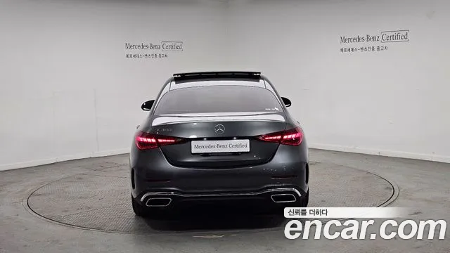 Mercedes-Benz C-Class — Фото автомобиля 3
