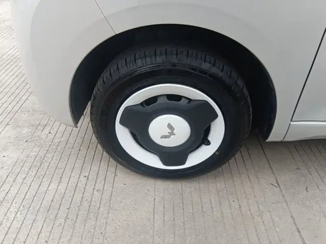 Wuling Hongguang Mini EV — Фото автомобиля 22