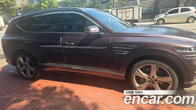 Genesis GV80 — Фото автомобиля 3