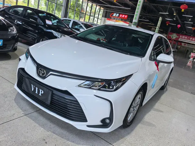 Фотография автомобиля — Toyota Corolla