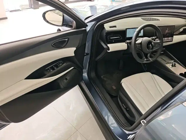 BYD Seal 06 — Фото автомобиля 20
