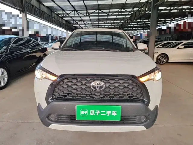 Toyota Corolla Cross — Фото автомобиля 2