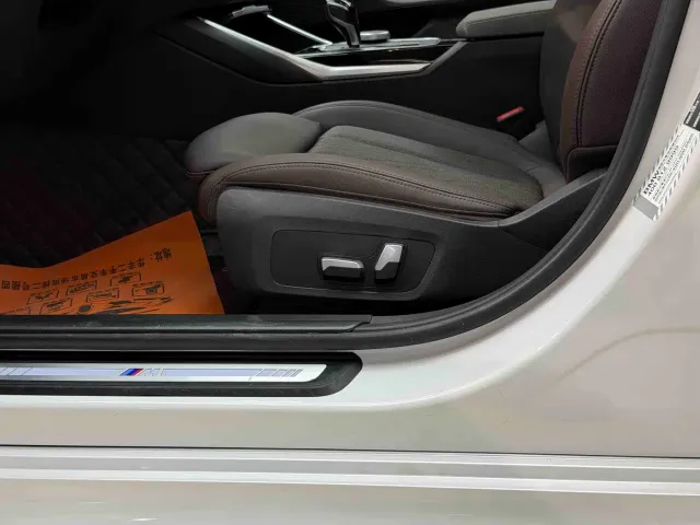 BMW 3 Series — Фото автомобиля 9