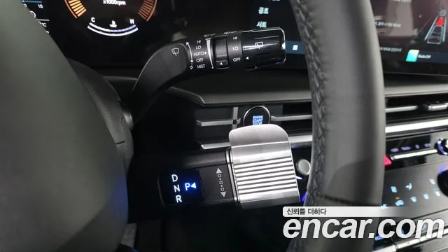 Hyundai Santa Fe MX5 — Фото автомобиля 9