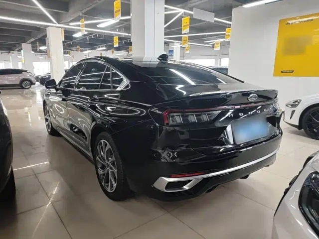 Ford Mondeo — Фото автомобиля 4